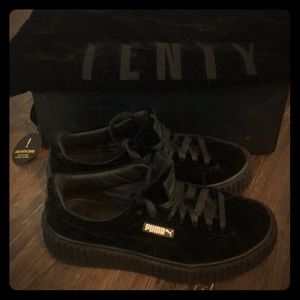 FENTY PUMA CREEPERS IN BLACK